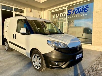 Usata Fiat Doblò 95 CV (69 kW) 2017 Bianco(met.) Monovolume