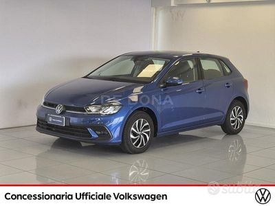 Usata VW Polo Life 95 CV (69 kW) 2025 Azzurro Utilitaria
