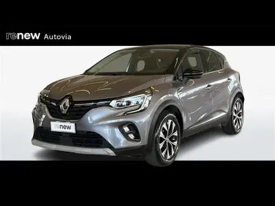 Usata Renault Captur Techno 100 CV (73 kW) 2023 Grigio scuro SUV