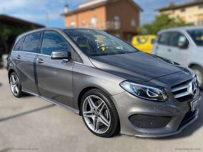 Usata Mercedes B180 Premium 136 CV (100 kW) 2016 Nero Monovolume