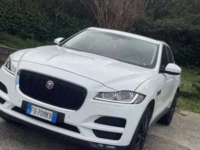 Begagnad Jaguar F-Pace Prestige 179 HK (131 kW) 2017 SUV