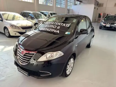 Usata Lancia Ypsilon S 69 CV (50 kW) 2014 Nero Utilitaria