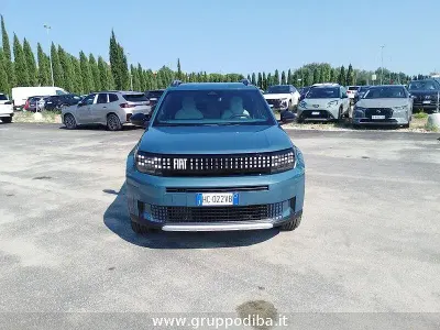 Nuova Fiat Grande Panda La Prima 110 CV (80 kW) 2026 Blu Utilitaria