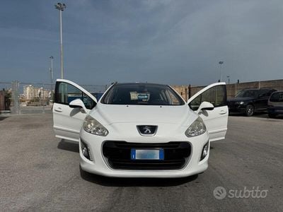 Usata Peugeot 308 Allure 112 CV (82 kW) 2012 Bianco Berlina