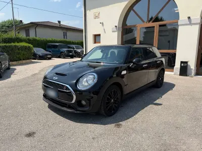 Usata Mini Cooper SD Clubman Business 190 CV (139 kW) 2016 Nero Station wagon