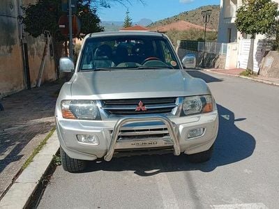 Usata Mitsubishi Pajero 160 CV (117 kW) 2002 Grigio SUV