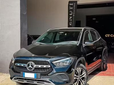 Usata Mercedes GLA200 Advanced Plus 149 CV (109 kW) 2023 Nero SUV