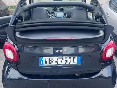 Usata Smart ForTwo Cabrio Brabus 75 CV (55 kW) 2018 Nero Cabrio