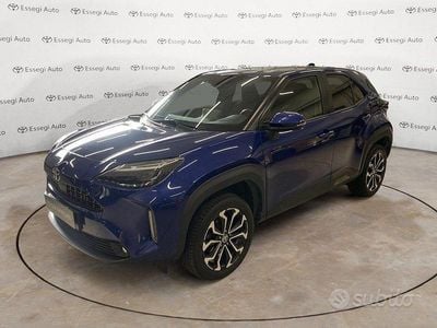 Begagnad Toyota Yaris Cross Trend 92 HK (67 kW) 2022 Blå SUV