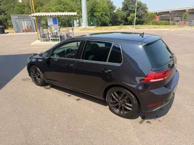 Usata VW Golf VII Highline 150 CV (110 kW) 2017 Berlina