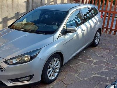 Usata Ford Focus Titanium S 120 CV (88 kW) 2015 Argento Station wagon
