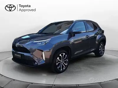 Usata Toyota Yaris Cross Trend 116 CV (85 kW) 2022 Grigio SUV