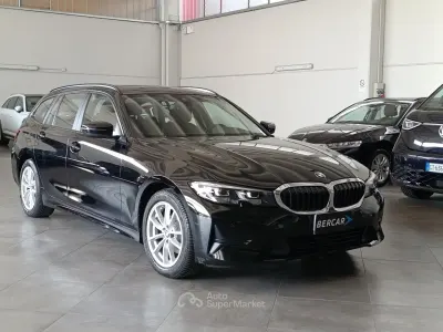 Usata BMW 325 Advantage 190 CV (139 kW) 2022 Nero Station wagon