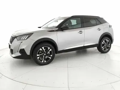 Usata Peugeot 2008 GT 130 CV (95 kW) 2023 Grigio SUV