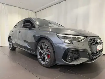 Käytetty Audi A3 S-Line 245 HP (180 kW) 2024 Harmaa Sedan