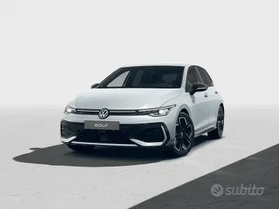 Nuova VW Golf VIII R-line Plus 150 CV (110 kW) 2026 Grigio Berlina