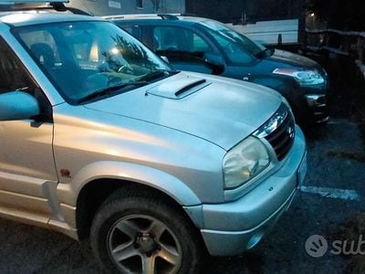 Usata Suzuki Grand Vitara 2004 Grigio SUV