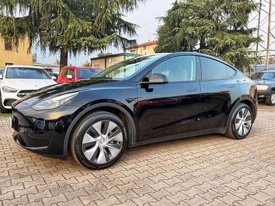 Usata Tesla Model Y RWD 125 kW (170 CV) 2024 Nero SUV