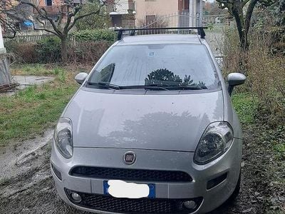 Usata Fiat Punto Street 85 CV (62 kW) 2015 Grigio Utilitaria