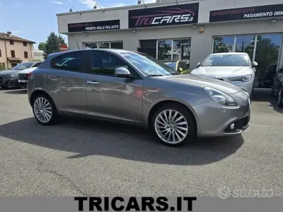 Begagnad Alfa Romeo Giulietta 120 HK (88 kW) 2018 Grå Halvkombi