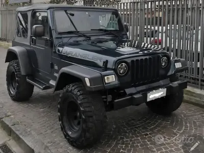 Usata Jeep Wrangler 177 CV (130 kW) 2005 Verde SUV