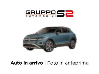 Usata VW T-Roc IQ Drive 150 CV (110 kW) 2025 Blu/azzurro SUV