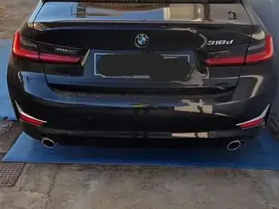 Usata BMW 318 Luxury Line 150 CV (110 kW) 2020 Berlina