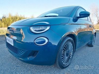 Usata Fiat 500e 86 kW (118 CV) 2021 Blu Berlina