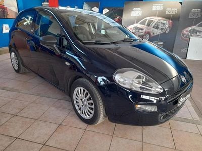 Usata Fiat Punto Street 95 CV (69 kW) 2018 Blu Utilitaria