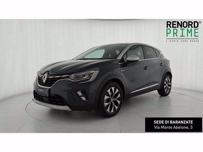 Usata Renault Captur Techno 143 CV (105 kW) 2023 Blu marino SUV