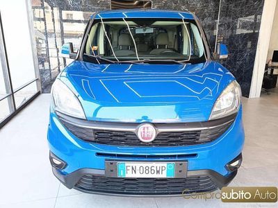 Usata Fiat Doblò Easy 120 CV (88 kW) 2018 Blu Monovolume