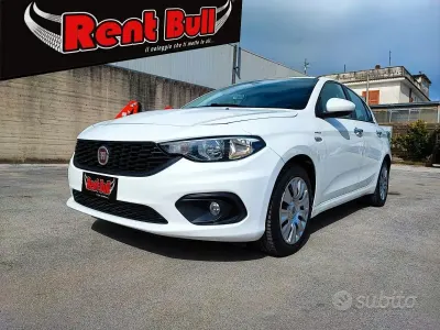 Occasion Fiat Tipo Easy 95 ch (69 kW) 2017 Blanc Berline