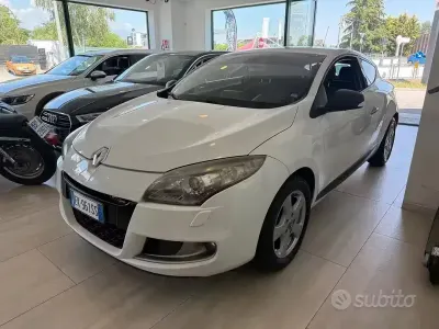 Usata Renault Mégane GT Line GT-Line 131 CV (96 kW) 2012 Bianco Coupé