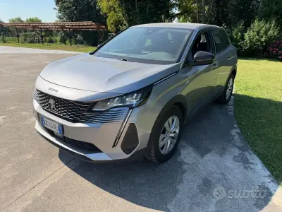 Usata Peugeot 3008 Active 131 CV (96 kW) 2022 Grigio SUV