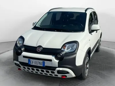 Usata Fiat Panda Cross Cross 70 CV (51 kW) 2024 Bianco Utilitaria
