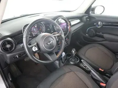 Usata Mini Cooper Classic 136 CV (100 kW) 2024 Argento Utilitaria