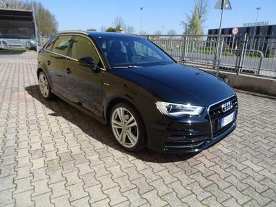 Usata Audi A3 S-Line 110 CV (80 kW) 2016 Nero Berlina
