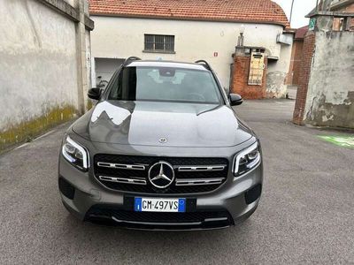 Mercedes GLB200