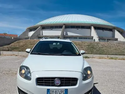 Usata Fiat Croma 150 CV (110 kW) 2009 Bianco Station wagon