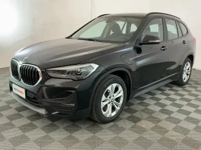 Usata BMW X1 Advantage 220 CV (161 kW) 2021 Nero SUV