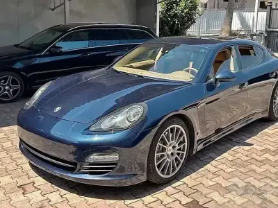Usata Porsche Panamera