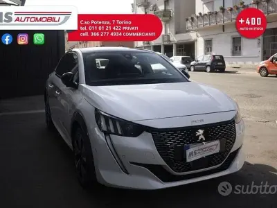 Usata Peugeot 208 GT-line 101 CV (74 kW) 2020 Bianco Utilitaria
