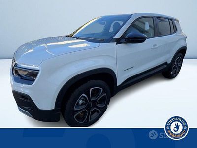 Usata Jeep Avenger Summit 100 CV (73 kW) 2025 Bianco SUV