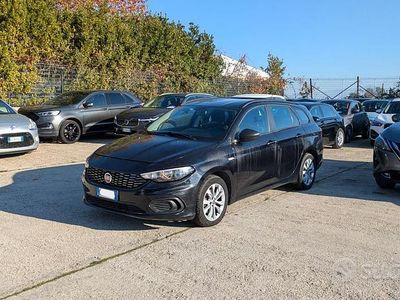Usata Fiat Tipo 120 CV (88 kW) 2018 Nero Station wagon