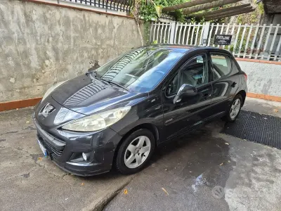 Usata Peugeot 207 Sport 73 CV (53 kW) 2010 Nero Berlina