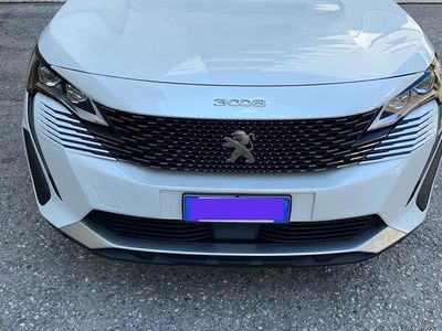 usata Peugeot 3008 plug-in hybrid come nuova dic 2021