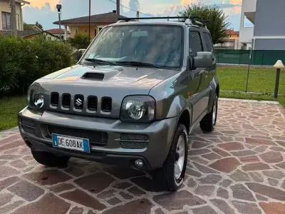 Usata Suzuki Jimny 86 CV (63 kW) 2006 Grigio SUV