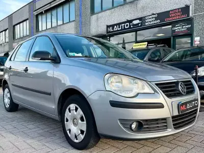 Usata VW Polo Comfortline 69 CV (50 kW) 2009 Grigio Utilitaria