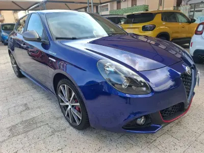 Usata Alfa Romeo Giulietta Progression 120 CV (88 kW) 2017 Blu/azzurro Utilitaria