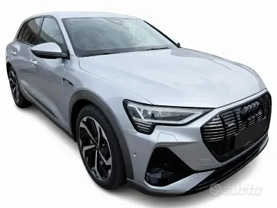 Usata Audi e-tron S-Line 300 kW (408 CV) 2022 Grigio SUV